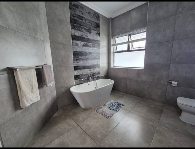 7 BEDROOM FREESTANDING FOR SALE IN WIGWAM